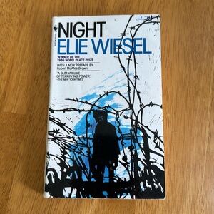 🛑 Night Elie Wiesel Book Softcover Req Read H School College
